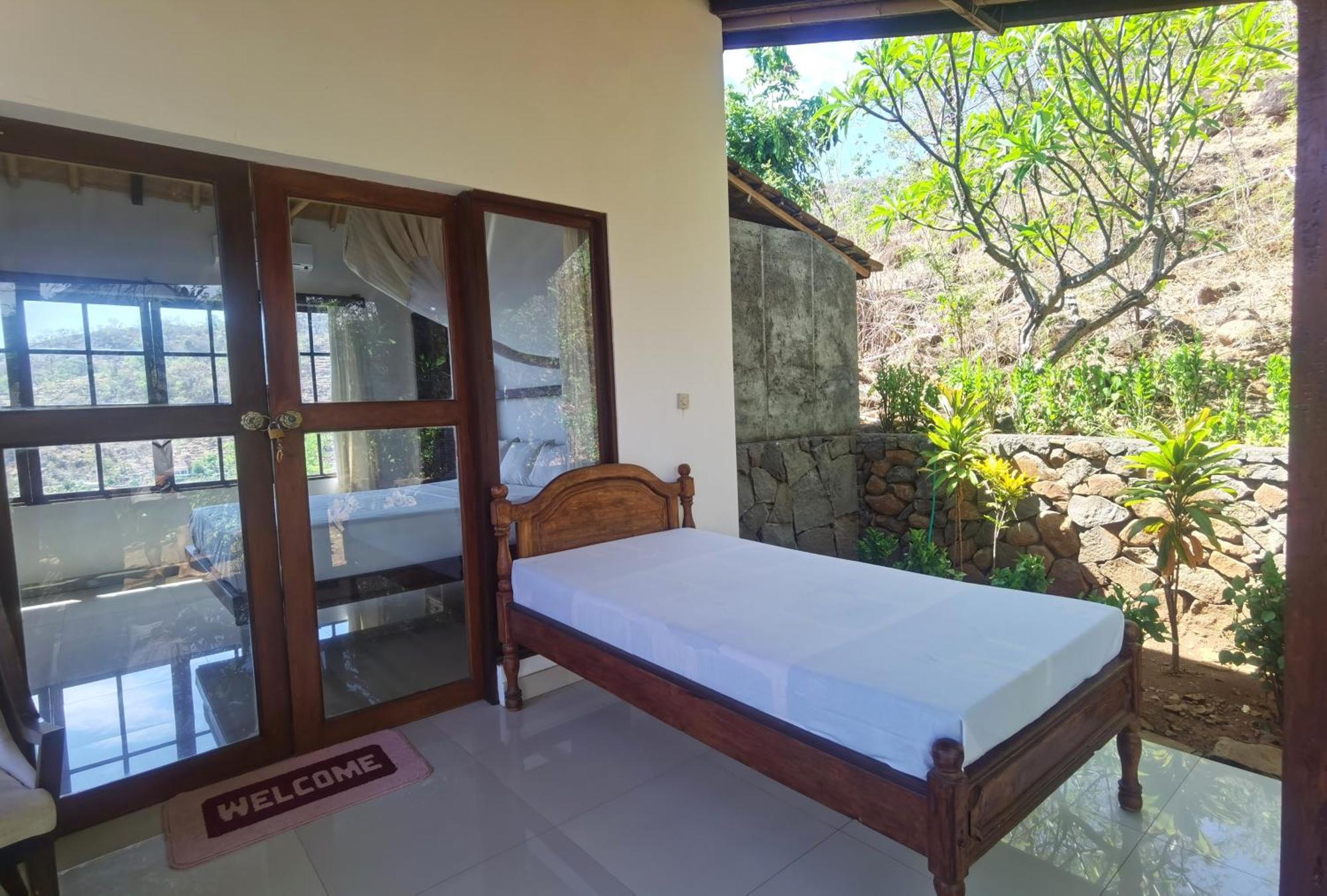 Hotel Wawa Wewe Rock Amed Exterior foto